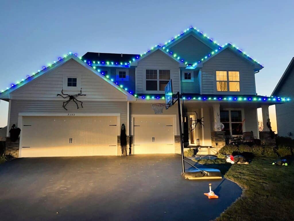 christmas light installers Medina mn